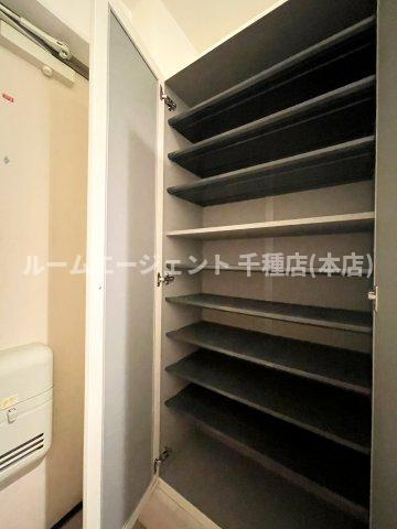 グランツ松葉町の玄関