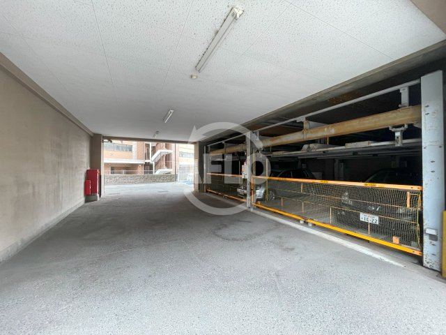 シエル・ピュール田辺　田辺小学校区の駐車場