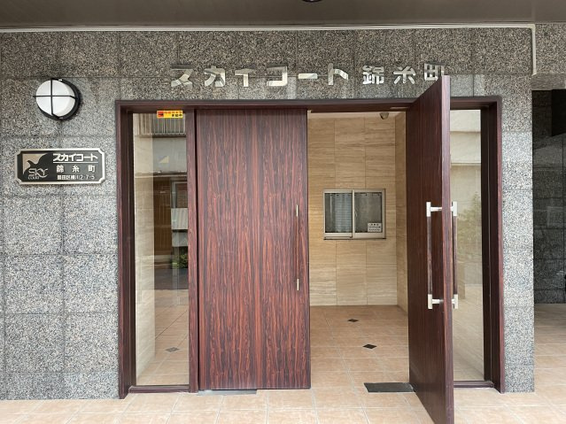 スカイコート錦糸町のエントランス