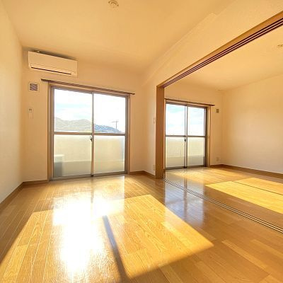 【洋室】 | ビビエンダ弓削