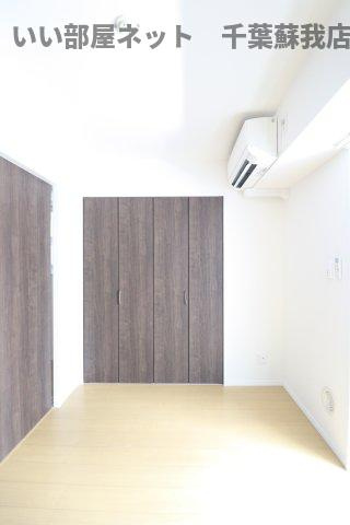 ニュートリノ要の寝室|使い勝手のいい寝室です