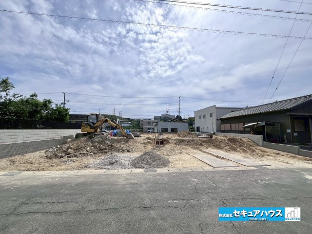 【同施工物件ご案内可能】知多市新知東町　全2棟の外観：施工例|事前予約にて現地ご見学いただけます！お気軽にお問い合わせください♪
■株式会社　セキュアハウス■
住宅ローンに強く、知識、経験豊富なスタッフ在籍
お客様に寄り添い、ご成約後もサポート致します。