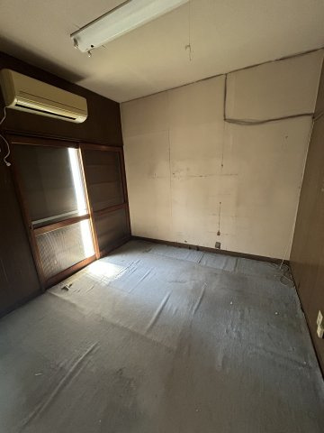 緑区平子が丘平屋戸建の寝室