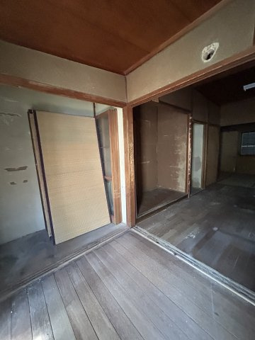 緑区平子が丘平屋戸建の寝室