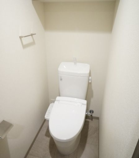 ジェイグランコート上野入谷のトイレ|ゆったりとした空間のトイレです