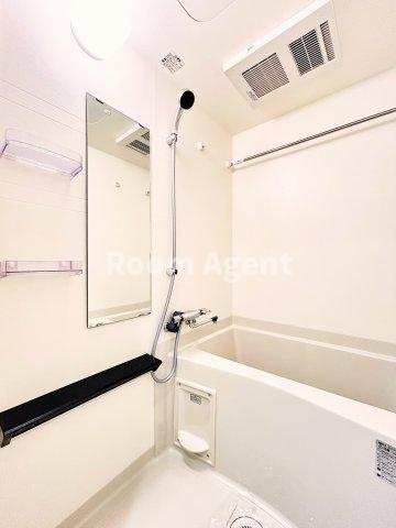 ディアレイシャス名古屋大須通の浴室