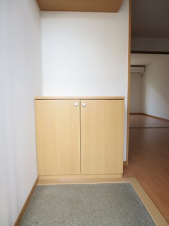 【玄関】 | 同間取り違うお部屋、玄関にシューズボックスあり
