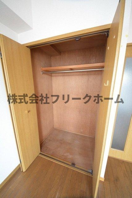 武蔵野市境南町５丁目の賃貸マンションの収納