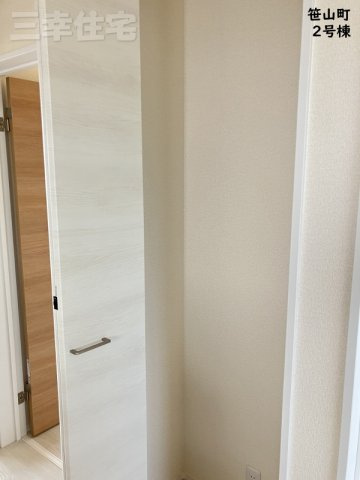 碧南市笹山町　２棟建ての収納|２階の収納。豊富な収納で助かります