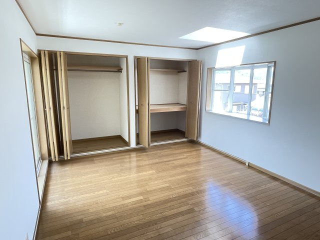 丹波篠山市住吉台の中古一戸建の洋室