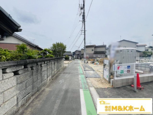半田市乙川源内林町2丁目　全2棟　2号棟の前面道路含む現地写真|R8.6.14撮影　前道！