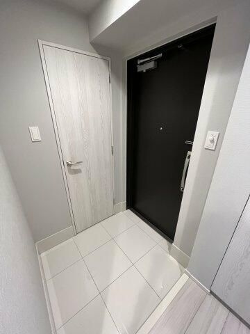 びゅうリエットグラン新宿戸山の玄関