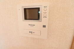 川崎市多摩区宿河原４丁目のアパートのセキュリティ|モニター付きインターホン