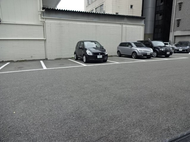 シティーオディオンの駐車場