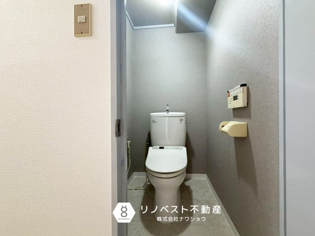 レック鴻池マンションのトイレ|リフォーム歴のある清潔感のあるトイレです♪
洗浄機能付き◎