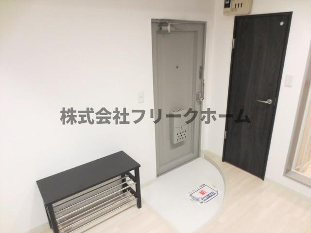 武蔵野市境１丁目の賃貸マンションの玄関