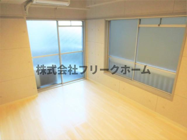 武蔵野市境１丁目の賃貸マンションの寝室