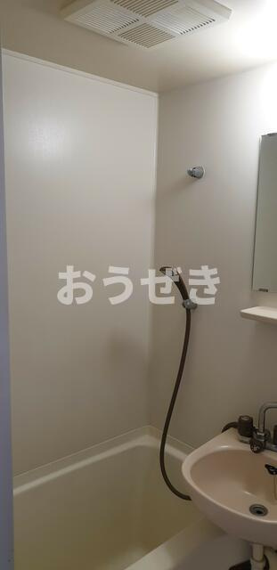 アックス横浜戸塚の浴室