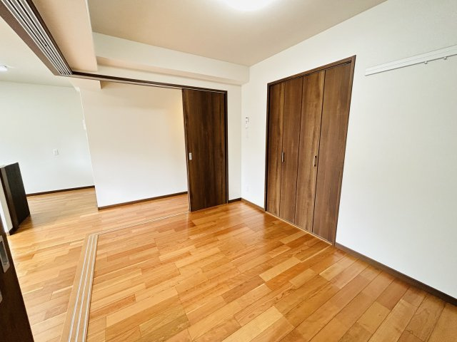 メゾンド松風の洋室