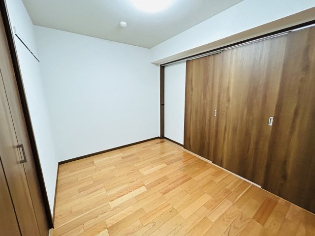 メゾンド松風の洋室