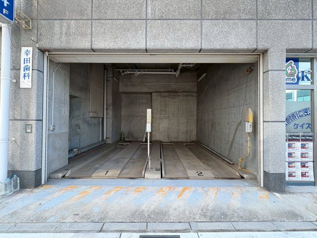 シーガルパレス板宿の駐車場|カースペースがあります