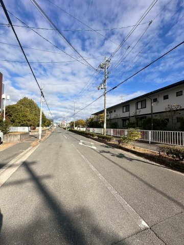 ジュネスト2番館の周辺