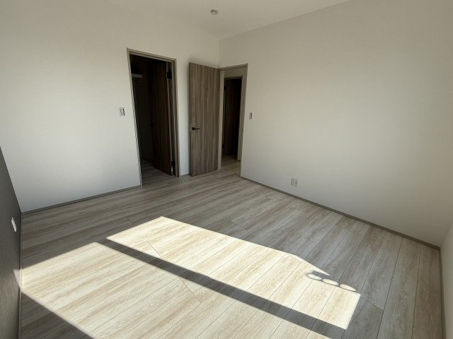 高田5丁目　新築戸建　4棟の洋室|洋室７帖