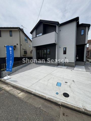 【駐車場】 | 並列可能カースペース２台付き◎ゆとりある広さで駐車もスムーズに行えます。