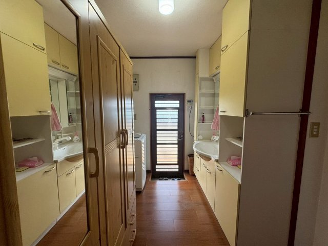 芳田戸建中古の脱衣所
