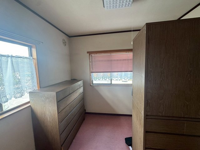 芳田戸建中古の洋室