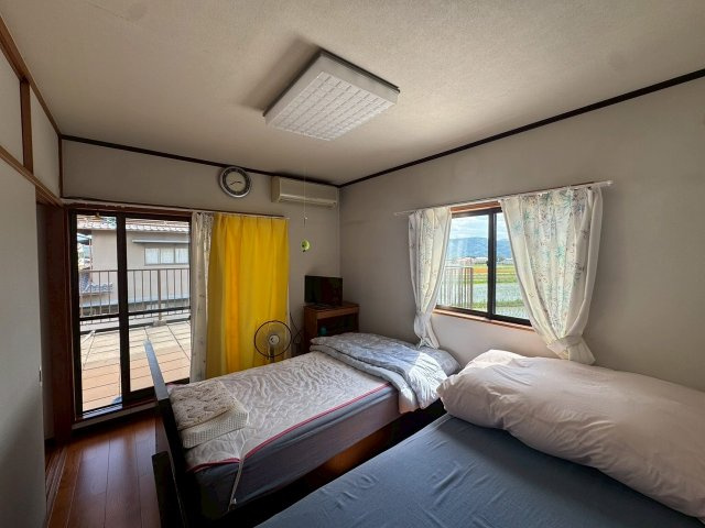 芳田戸建中古の寝室