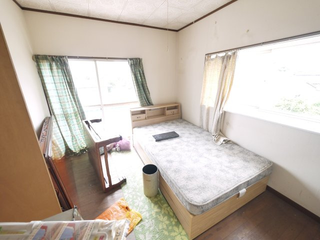 大網白里市細草　中古戸建の洋室|４LDK　白里海岸まで車約6分　残置物撤去中　間取り図作成中　