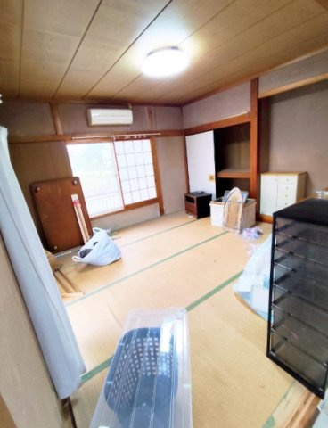 大網白里市細草　中古戸建の和室|４LDK　白里海岸まで車約6分　残置物撤去中　間取り図作成中　