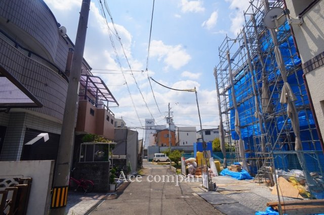 【前面道路含む現地写真】 | 平野区西脇1丁目　【1号棟/全2棟】 | 【前面道路：幅員約4ｍ】