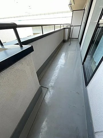 CaSa IKUMATAⅡのバルコニー