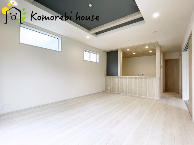 さいたま市西区中野林　新築一戸建て　ブルーミングガーデン　01の居間・リビング|26.06.15　撮影済み