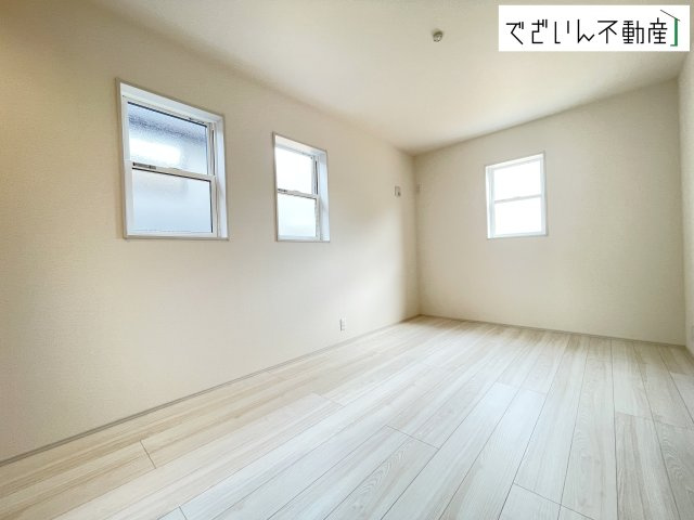 【洋室】 | Livele Garden.S深谷市稲荷町北第3　【平屋】新築住宅 | ≪2号棟≫
現地(2026年8月撮影)