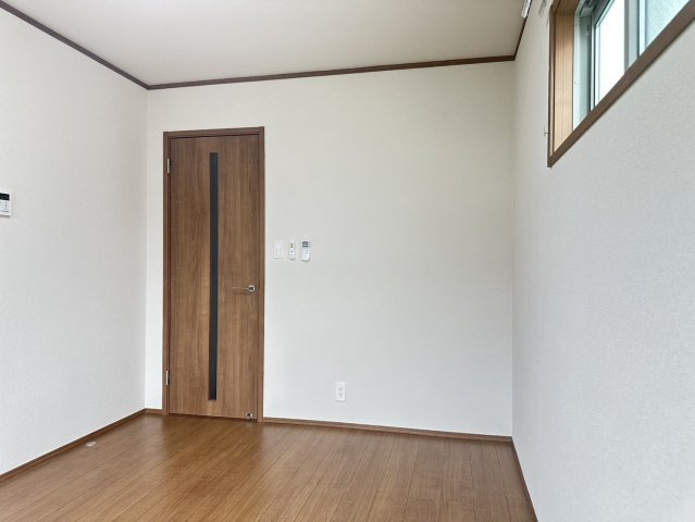 サジタリアスの洋室
