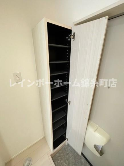 ハーモニーテラス東駒形Ⅱの収納