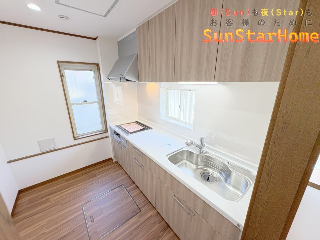 【サンスターホーム】あきる野市草花　リフォーム中古戸建のキッチン