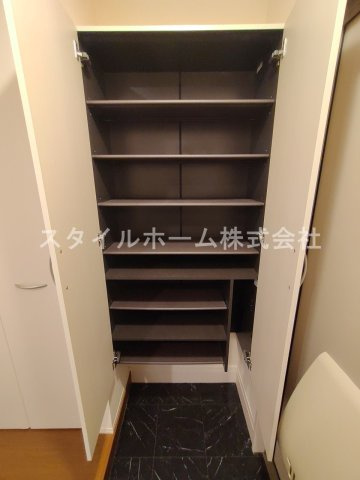 フィールーム歩の収納|別部屋写真です。