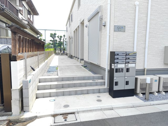 リーブルファイン新小岩のエントランス