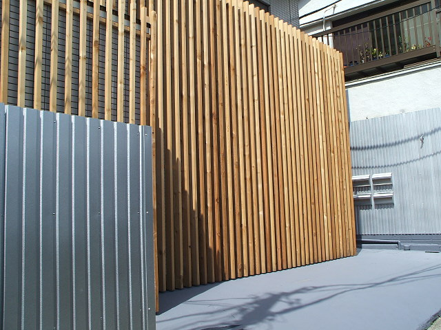 ＥＳＰＡＣＥ　ｈａｒａｍｏＹＯＴＳＵＹＡの外観|閑静な住宅地に佇むデザイナーズ