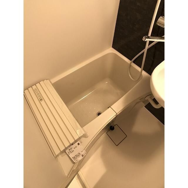 プラージュ鶴間の浴室