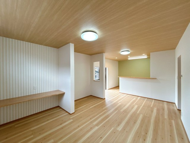 船木　中古戸建の居間・リビング