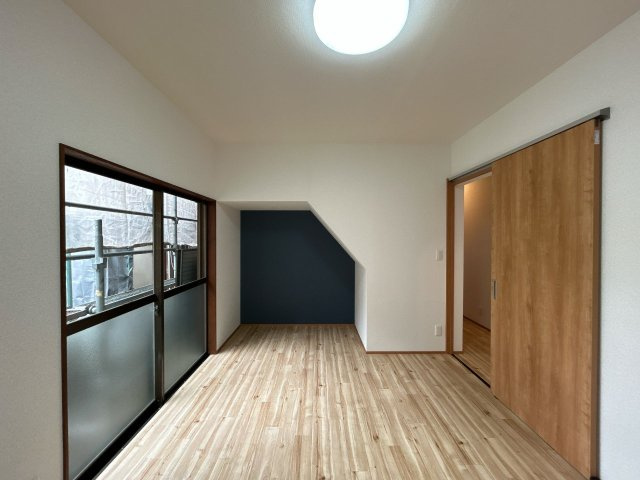 船木　中古戸建の洋室