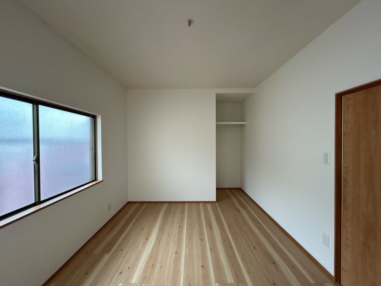 船木　中古戸建の洋室