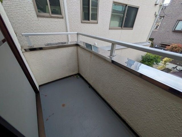 プチモンド用賀のバルコニー
