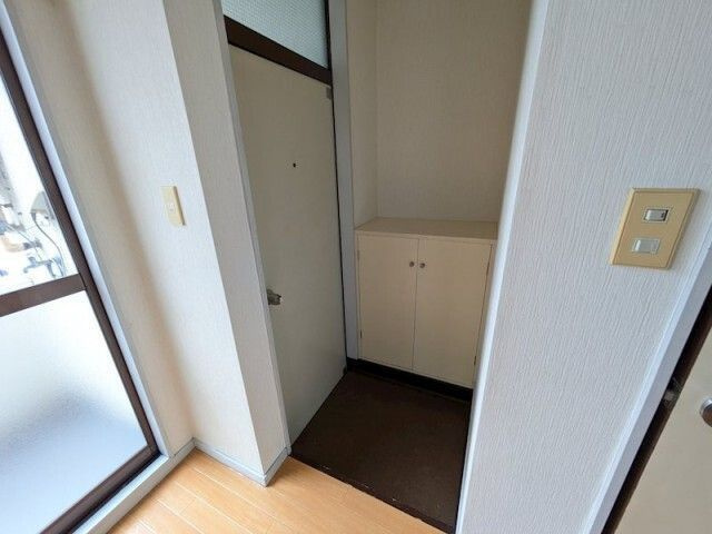 プチモンド用賀の玄関