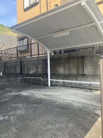 ミルトの駐車場